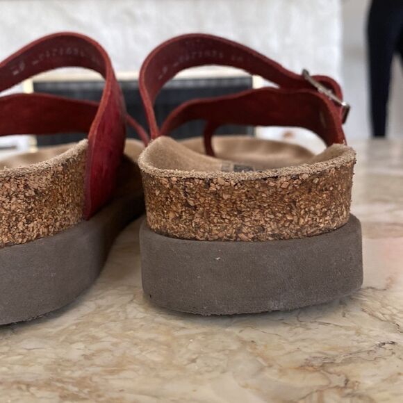 Mephisto Helen Air Relax Ostrich Embossed Red Leather Women’s Sandals - Picture 14 of 16